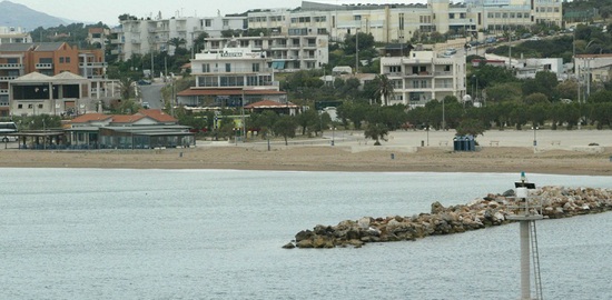 Ευκαιρίες για νεόδμητα στα παράλια της Αττικής 